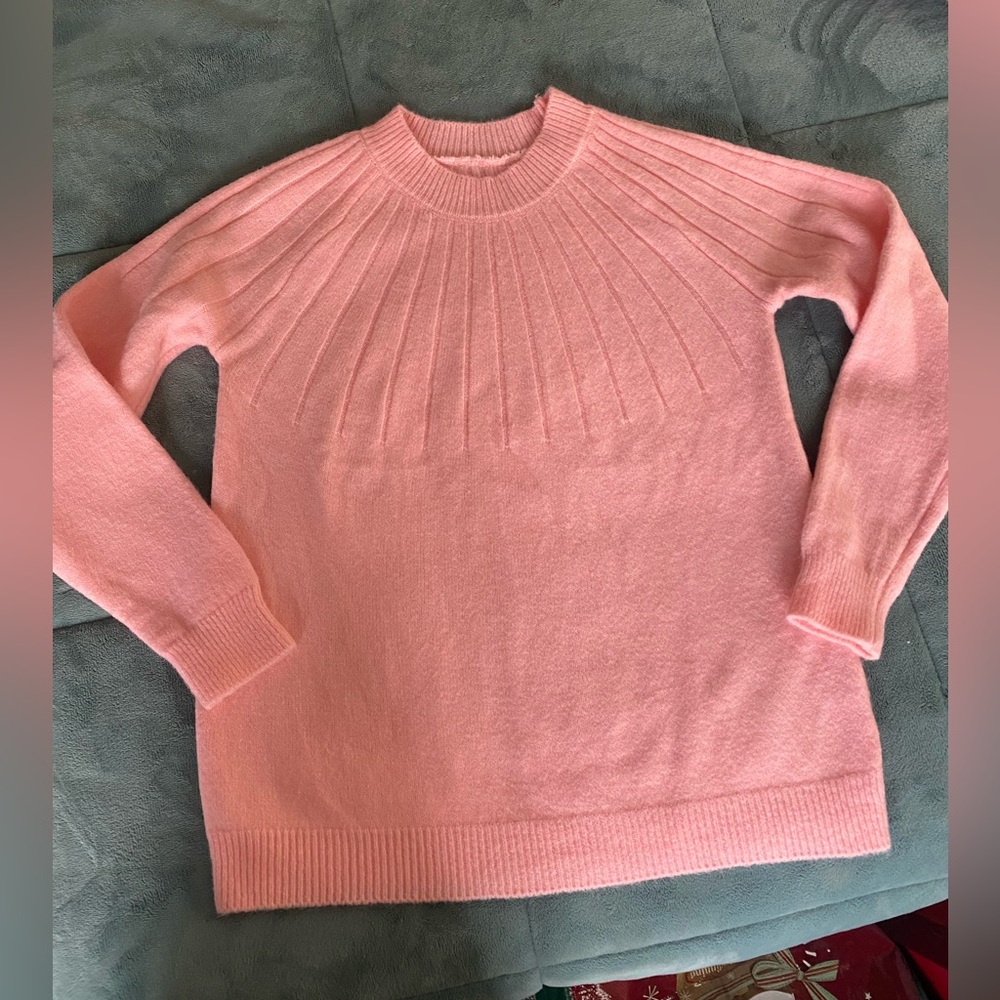 Pink soft sweater size xl